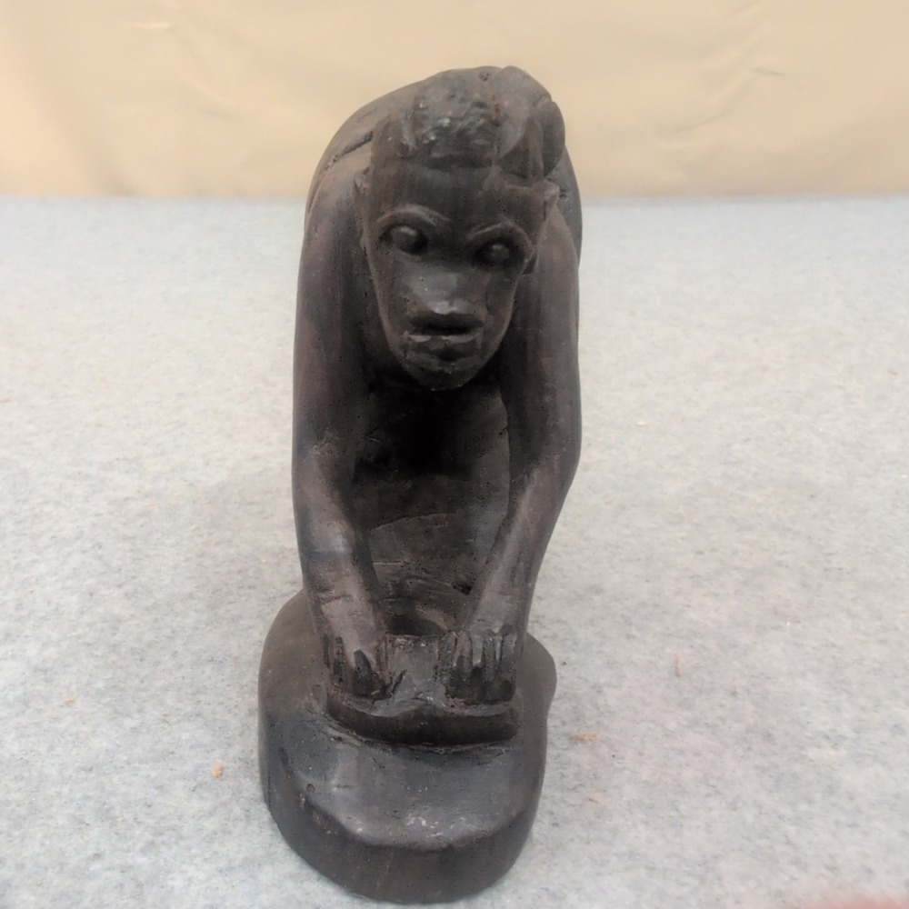 Vintage Hand Carved Dark Wood African Figure Kneeling Woman Grinding with Baby - Picture 2 of 7